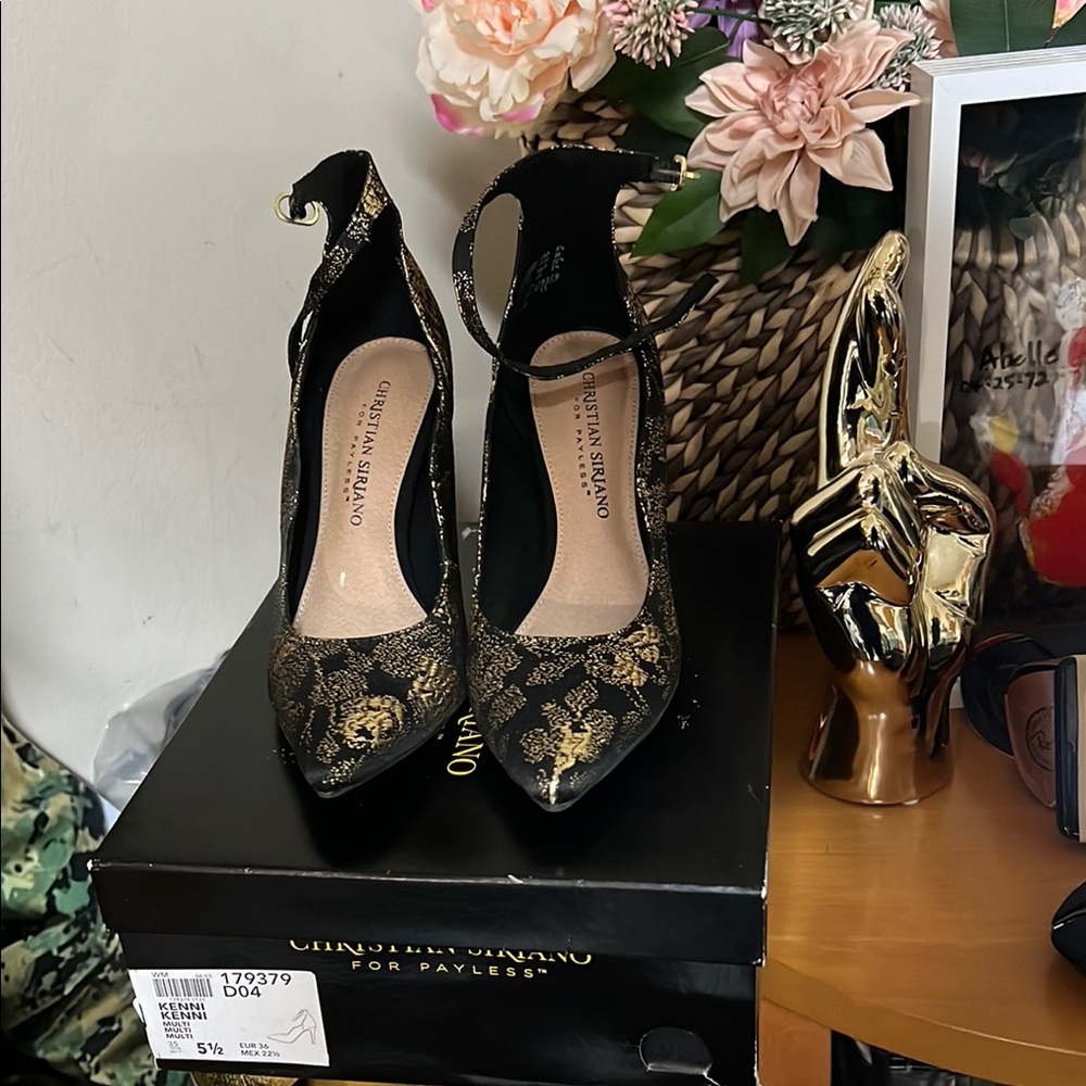 Christian Siriano Black and Gold Stiletto Heels